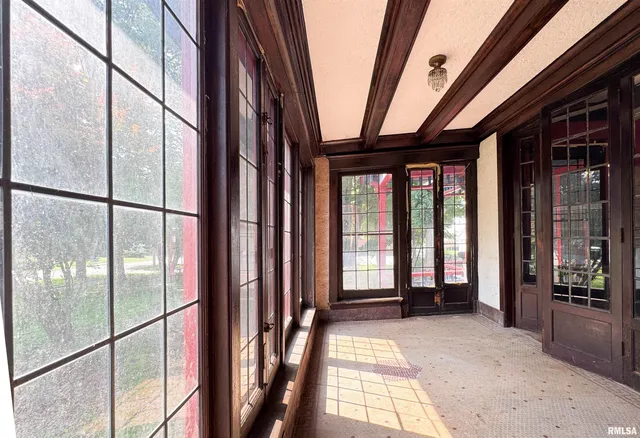 $120,000 | 202 West 3rd Street, Delavan, IL 61734