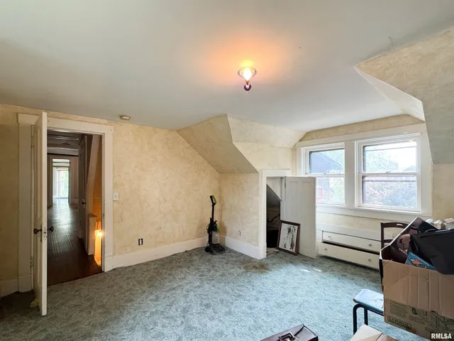 $120,000 | 202 West 3rd Street, Delavan, IL 61734