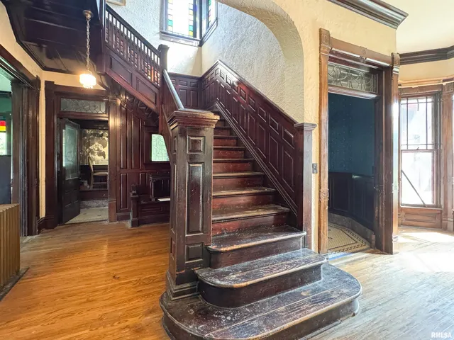 $120,000 | 202 West 3rd Street, Delavan, IL 61734