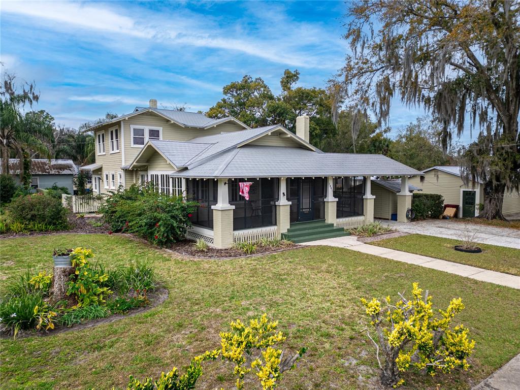 1001 North Roux Street Plant City, FL 33563 - Photo 1 of 1 Gallery Image 1