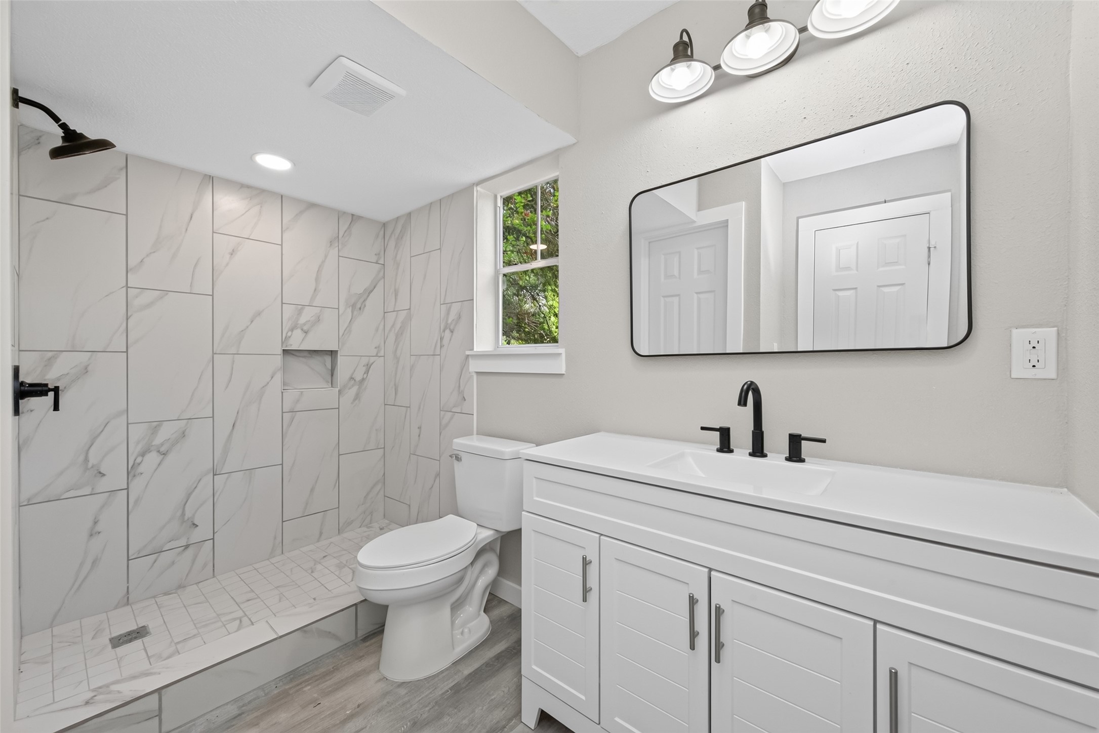 1241 Moody Road Cleveland, TX 77328 - Photo 17 of 47