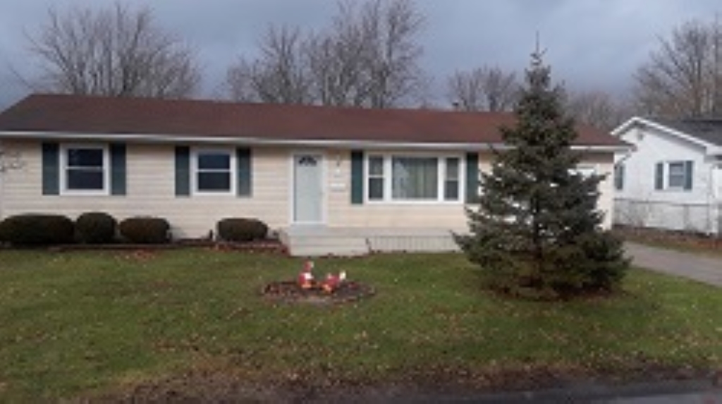 410 Gage Avenue Decatur, IN 46733 - Photo 1 of 19