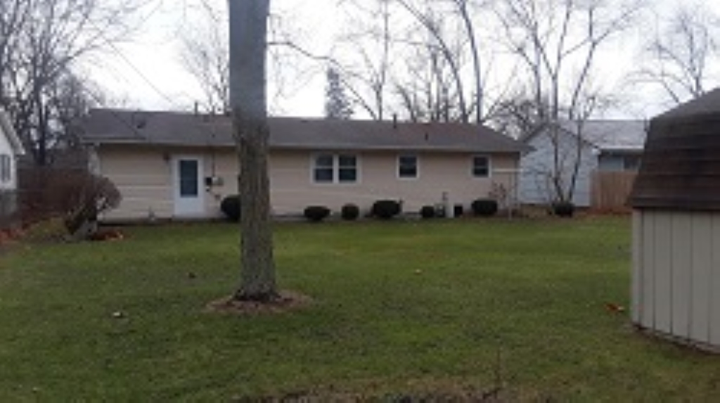 410 Gage Avenue Decatur, IN 46733 - Photo 4 of 19