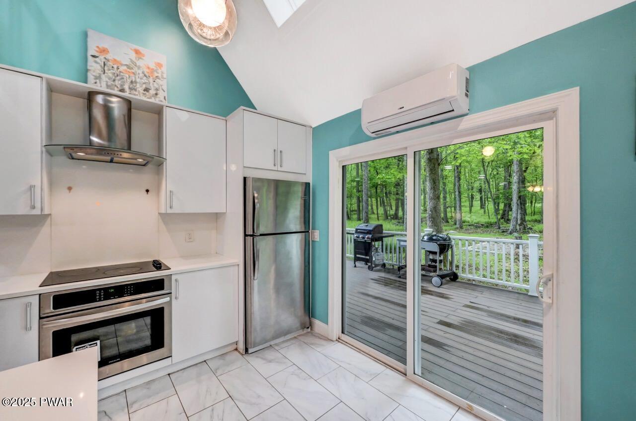 143 East Lakeview Road Lackawaxen, PA 18435 - Photo 22 of 73