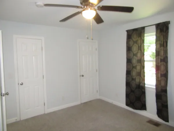 $2,100 | 4074 West Freedom Circle, Ooltewah, TN 37363