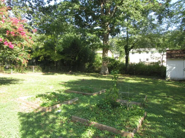 $2,100 | 4074 West Freedom Circle, Ooltewah, TN 37363