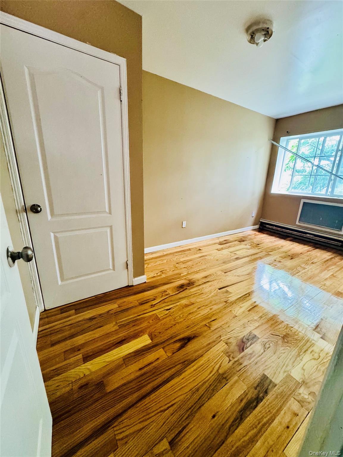 189-15 117th Road, Unit 2 Queens, NY 11412 - Photo 3 of 10