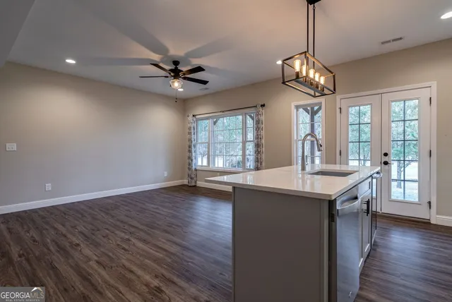 $725,000 | 1010 Billy Mantle Lane, Greensboro, GA 30642