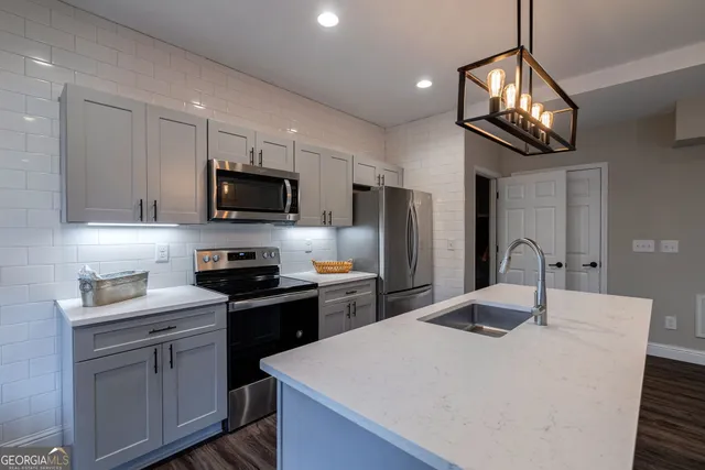 $725,000 | 1010 Billy Mantle Lane, Greensboro, GA 30642