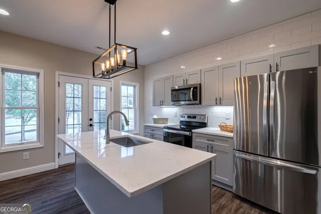 $725,000 | 1010 Billy Mantle Lane, Greensboro, GA 30642