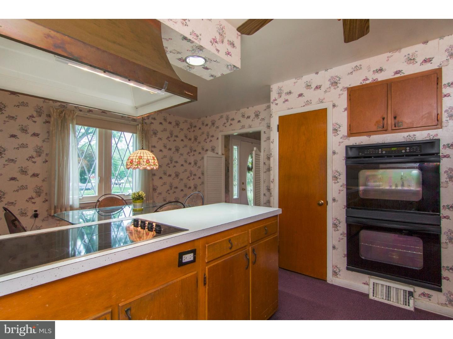 832 Pembroke Road Jenkintown, PA 19046 - Photo 11 of 25 Kitchen