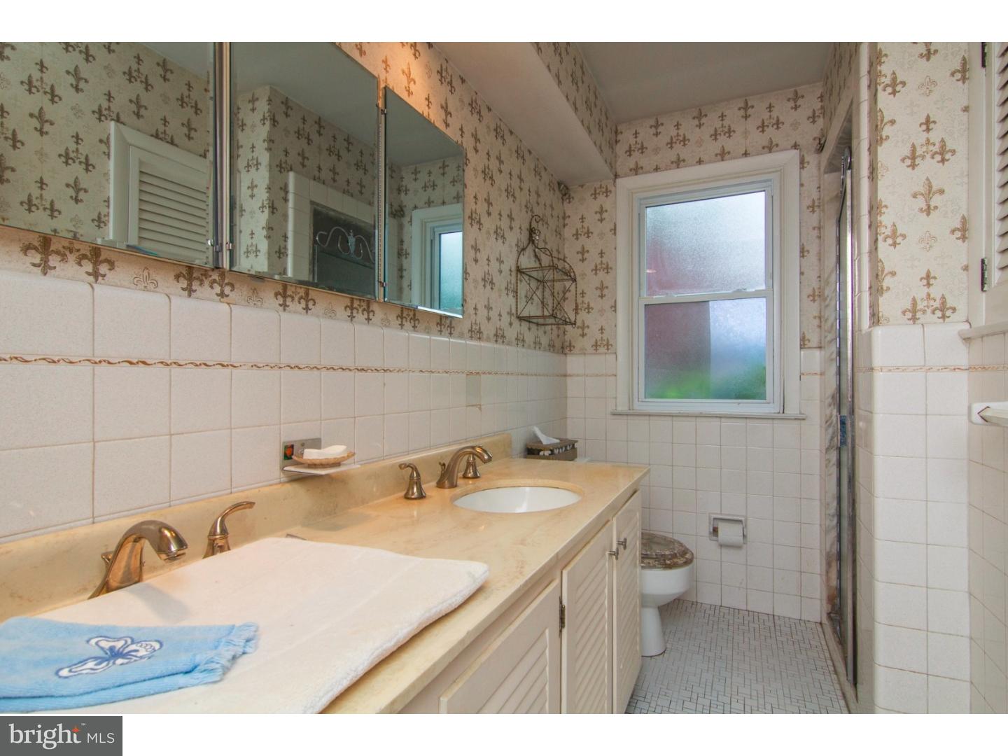 832 Pembroke Road Jenkintown, PA 19046 - Photo 16 of 25 Bathroom
