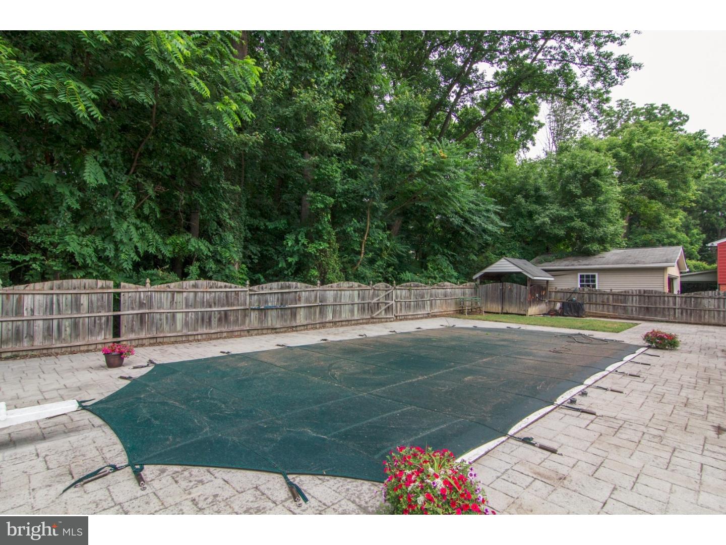 832 Pembroke Road Jenkintown, PA 19046 - Photo 24 of 25 Pool