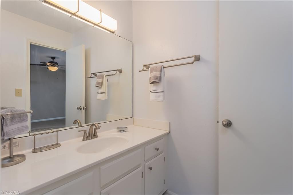2219 Shadow Valley Road, Unit D High Point, NC 27265 - Photo 22 of 25 Gallery Image 22