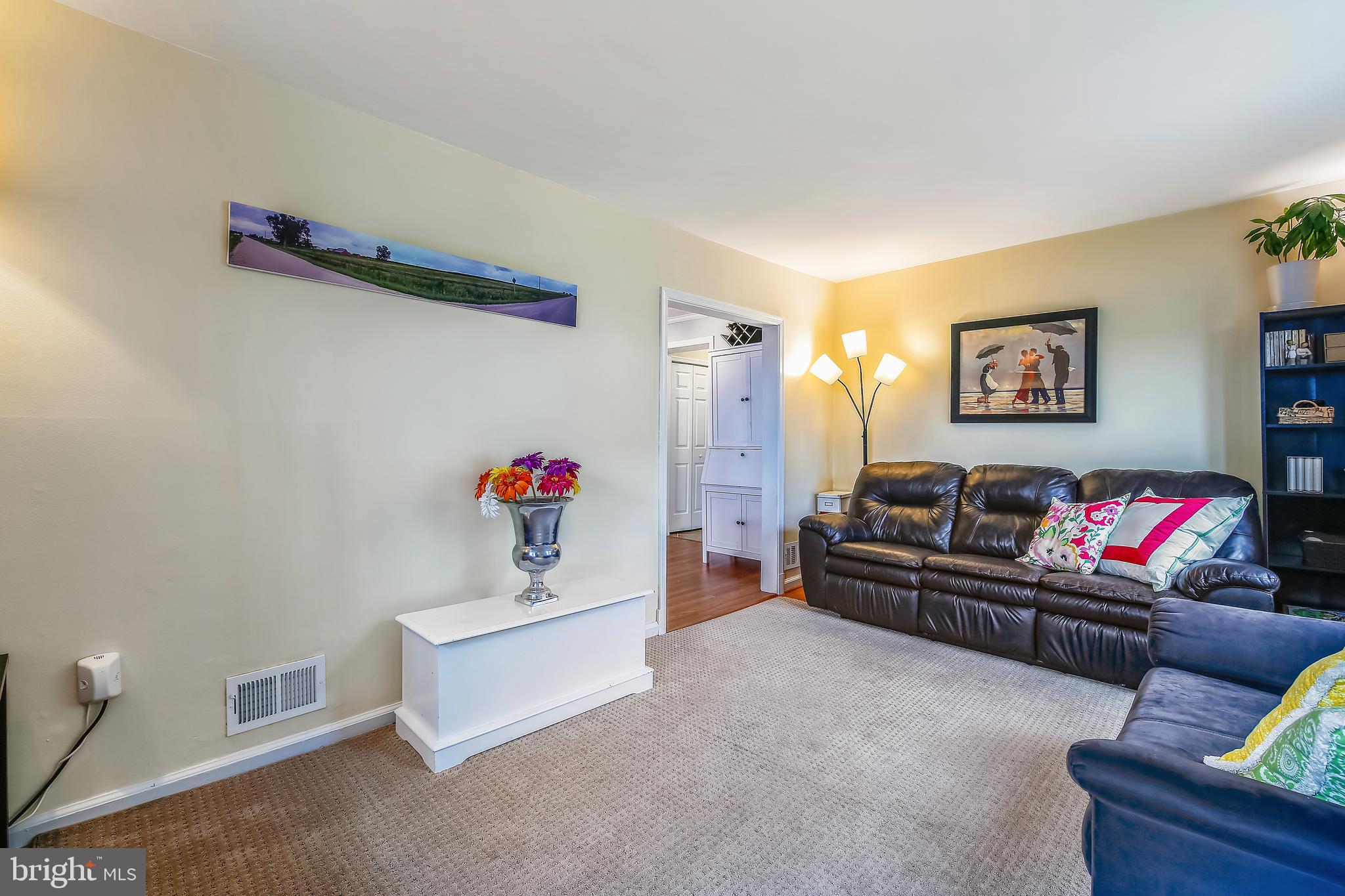1514 Hanby Street Silver Spring, MD 20902 - Photo 20 of 39 Living Room with Hardwood Flooring