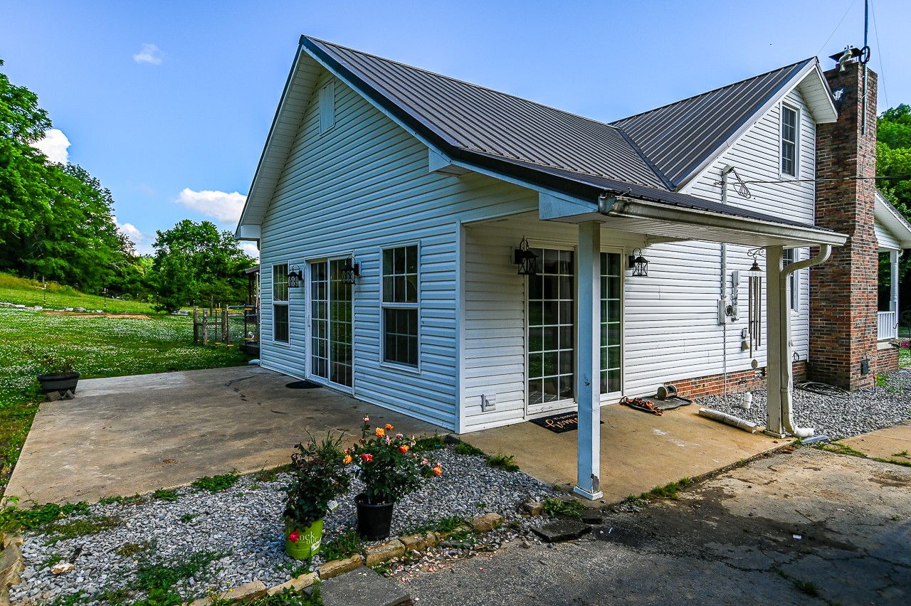 183 Lane Branch Road Fayetteville, TN 37334 - Photo 3 of 48 a view of a house with backyard