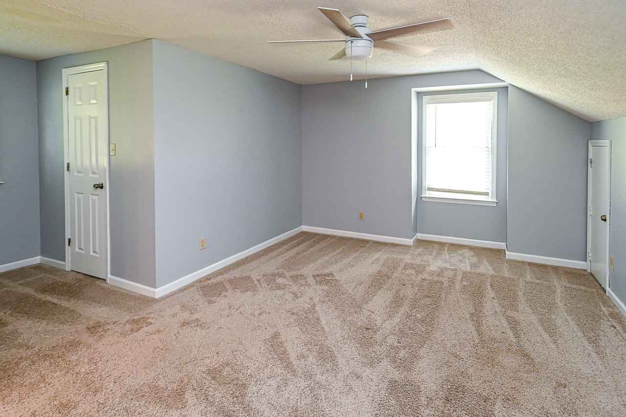 183 Lane Branch Road Fayetteville, TN 37334 - Photo 36 of 48 a view of an empty room and window