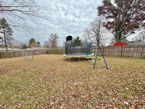 $173,000 | 322 East 10th Street, Pecatonica, IL 61063