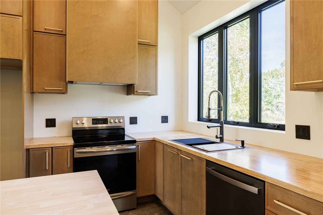 2989 Ryder Road Arcadia, NY 14513 - Photo 9 of 22