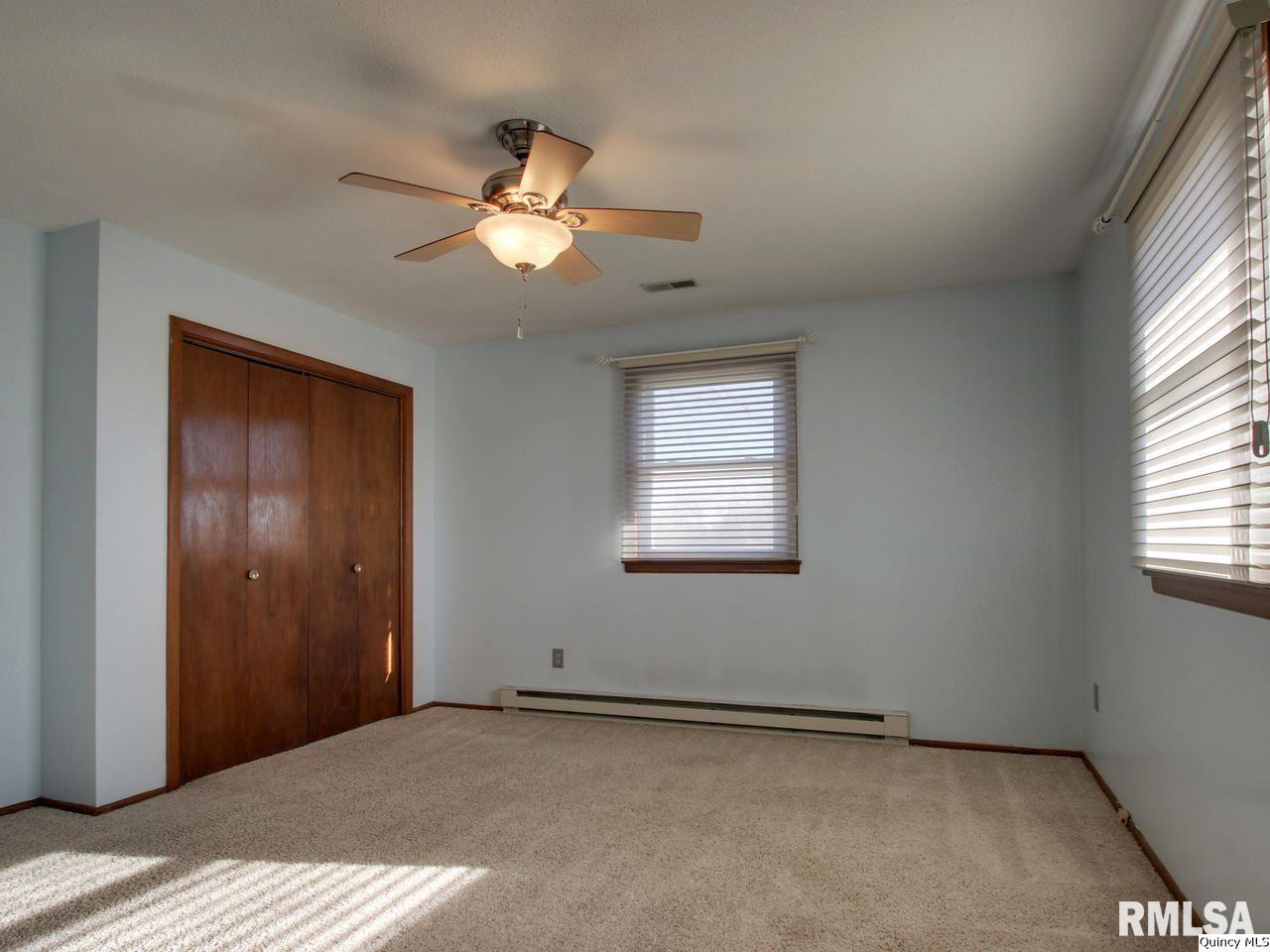 1917 Melview Road Quincy, IL 62305 - Photo 12 of 25 Gallery Image 12