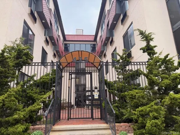a view of building with yard