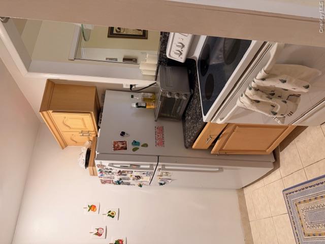 425 Shore Road, Unit 3A Long Beach, NY 11561 - Photo 9 of 17 a utility room with dryer and washer