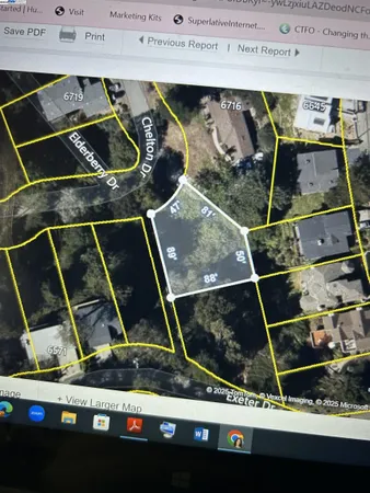 a view of utility room