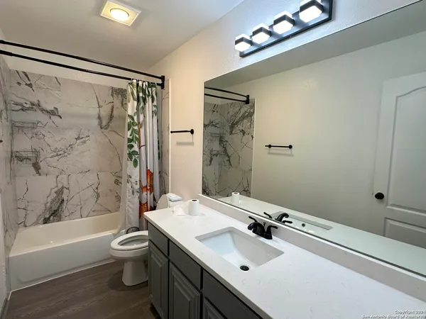 $1,800 | 7123 Norman Lane, San Antonio, TX 78240