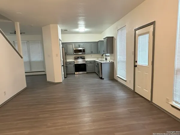 $1,800 | 7123 Norman Lane, San Antonio, TX 78240