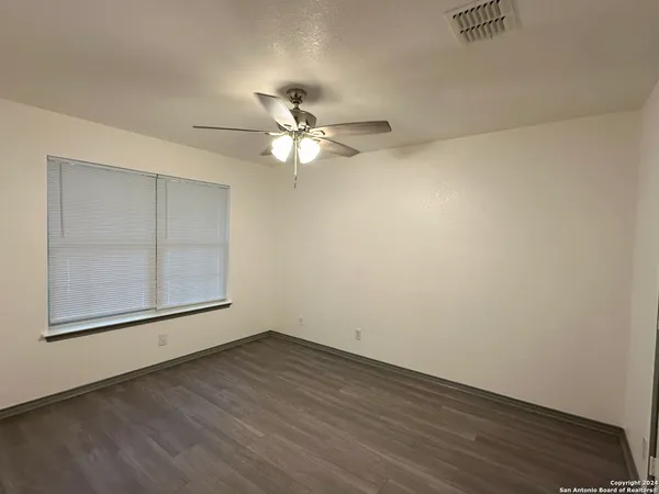 $1,800 | 7123 Norman Lane, San Antonio, TX 78240