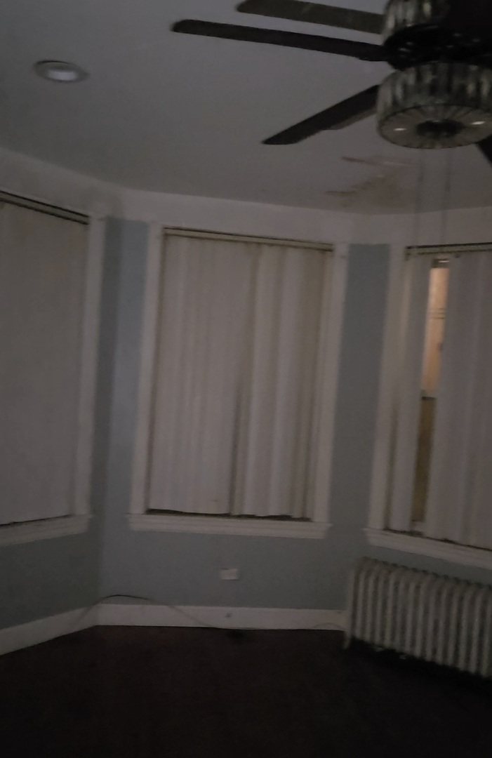 4849 West Fulton Street, Unit 1 Chicago, IL 60644 - Photo 2 of 3 a view of door
