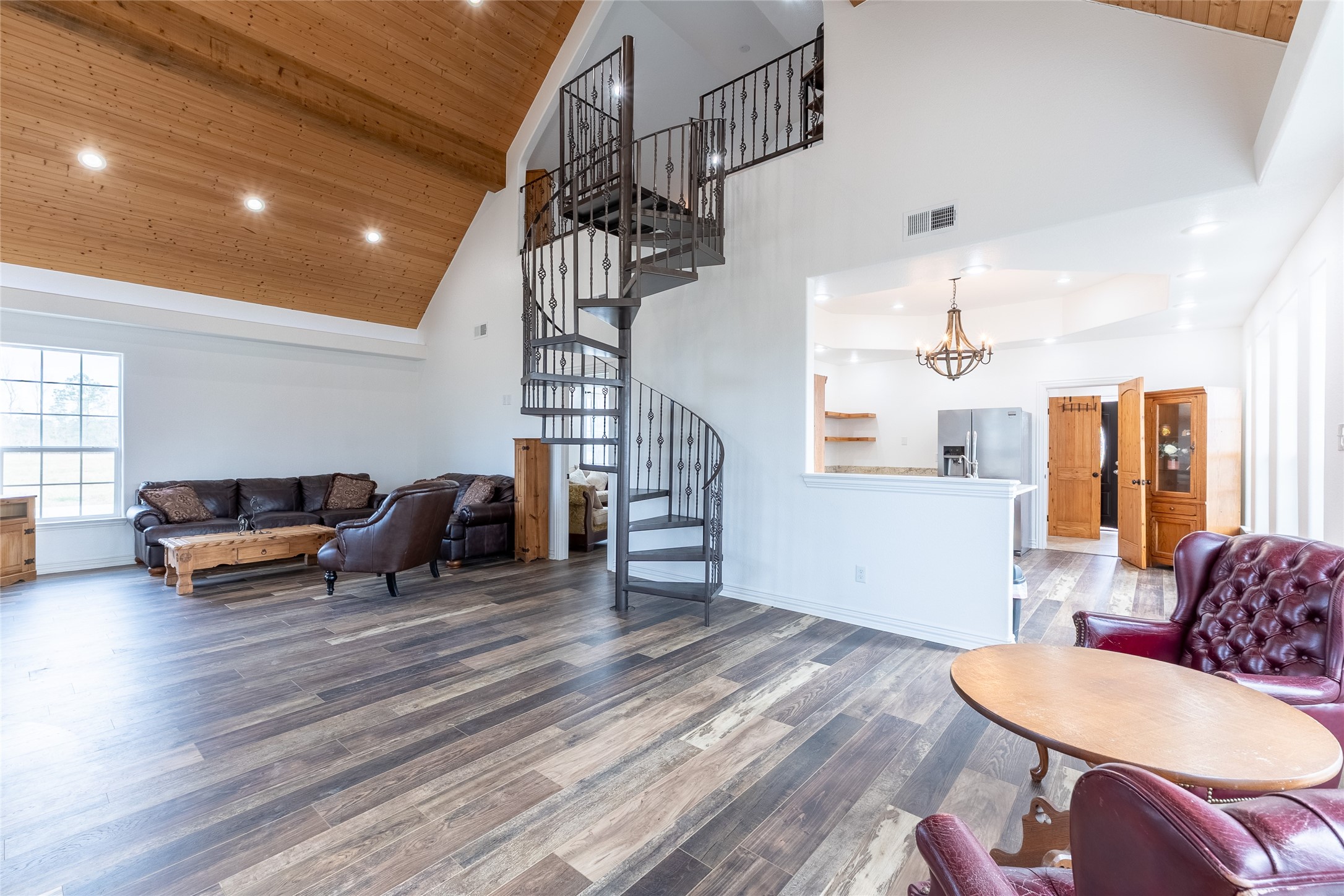 105 County Road 2239 Cleveland, TX 77327 - Photo 4 of 28