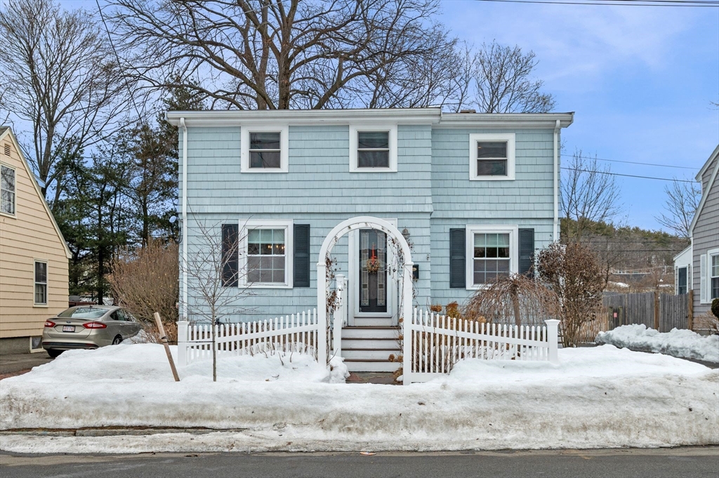 46 Stetson Avenue Swampscott, MA 01907 - Photo 1 of 40