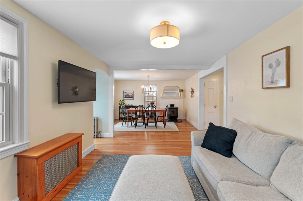 46 Stetson Avenue Swampscott, MA 01907 - Photo 12 of 40