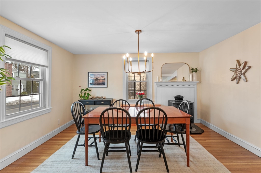 46 Stetson Avenue Swampscott, MA 01907 - Photo 14 of 40