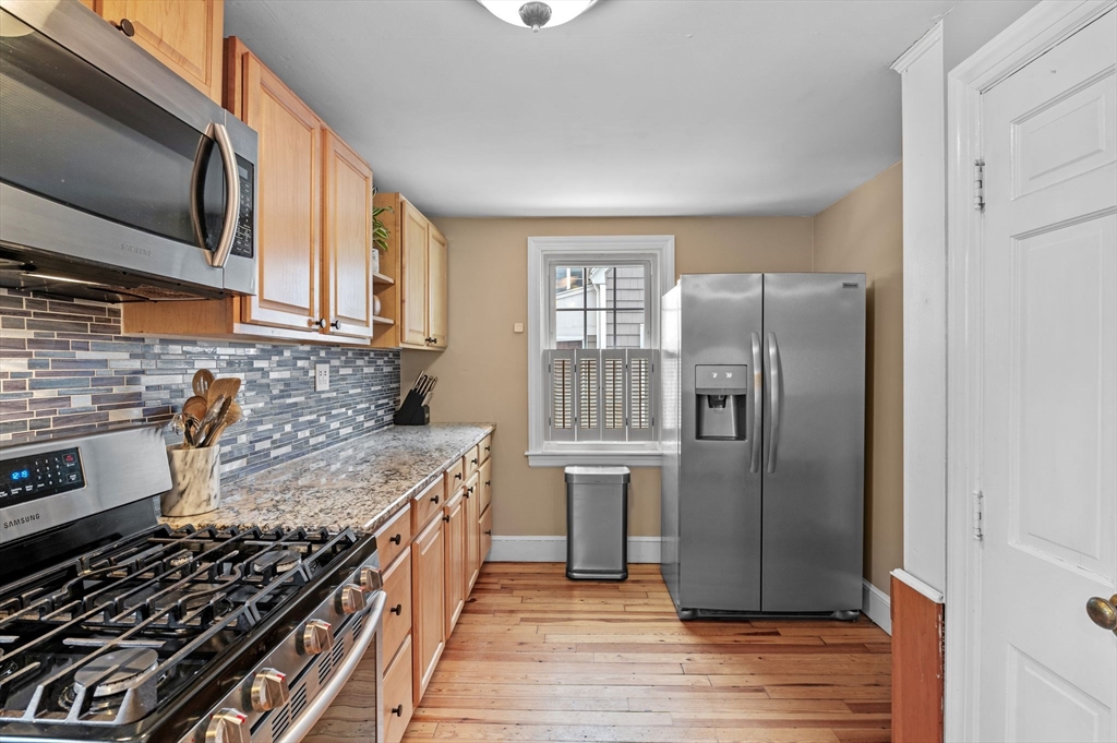46 Stetson Avenue Swampscott, MA 01907 - Photo 17 of 40