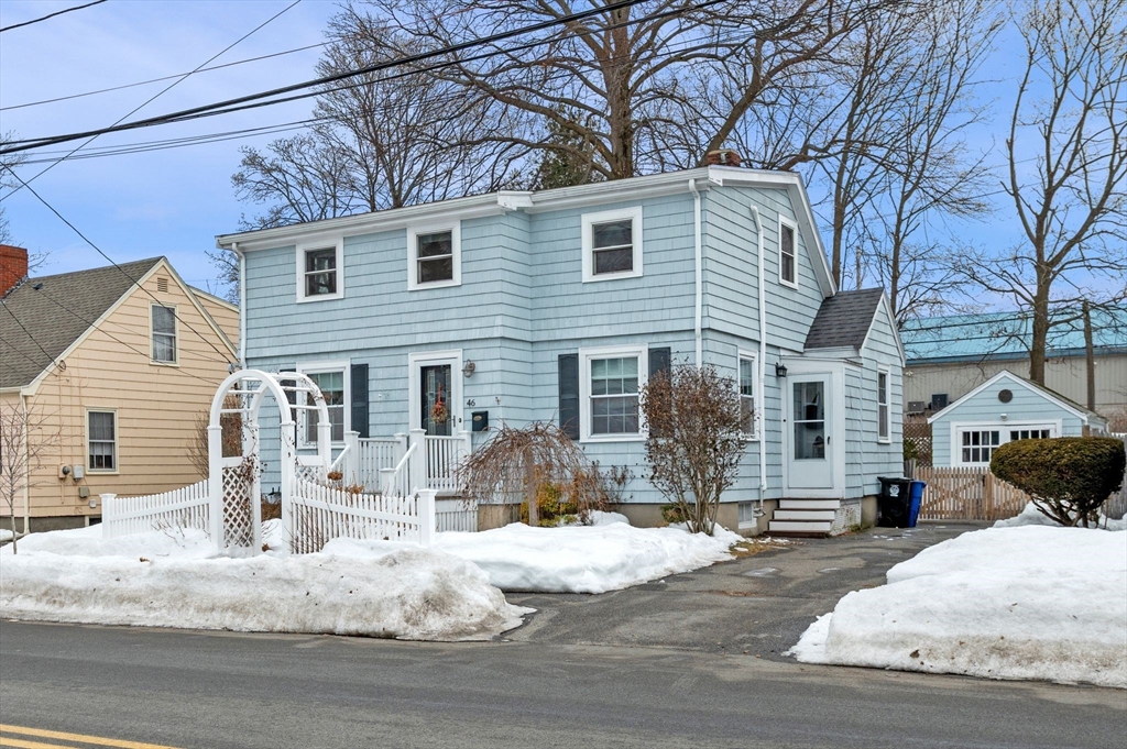 46 Stetson Avenue Swampscott, MA 01907 - Photo 2 of 40
