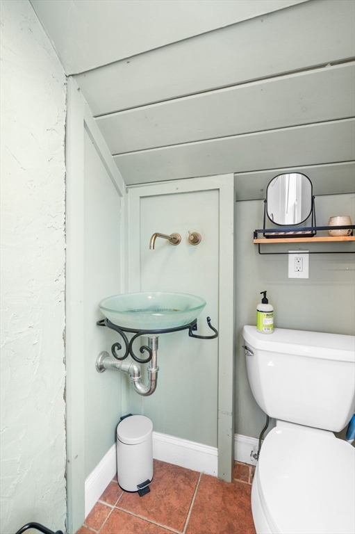 46 Stetson Avenue Swampscott, MA 01907 - Photo 32 of 40