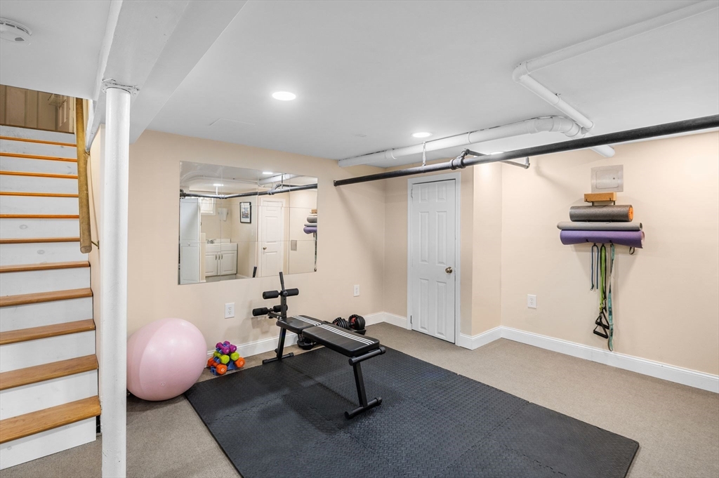 46 Stetson Avenue Swampscott, MA 01907 - Photo 33 of 40