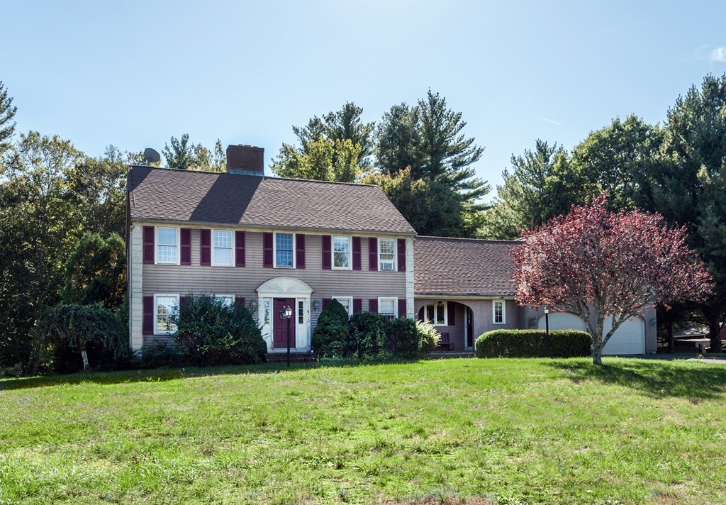 100 Olde Forge Road Hanover, MA 02339 - Photo 3 of 22 Gallery Image 3