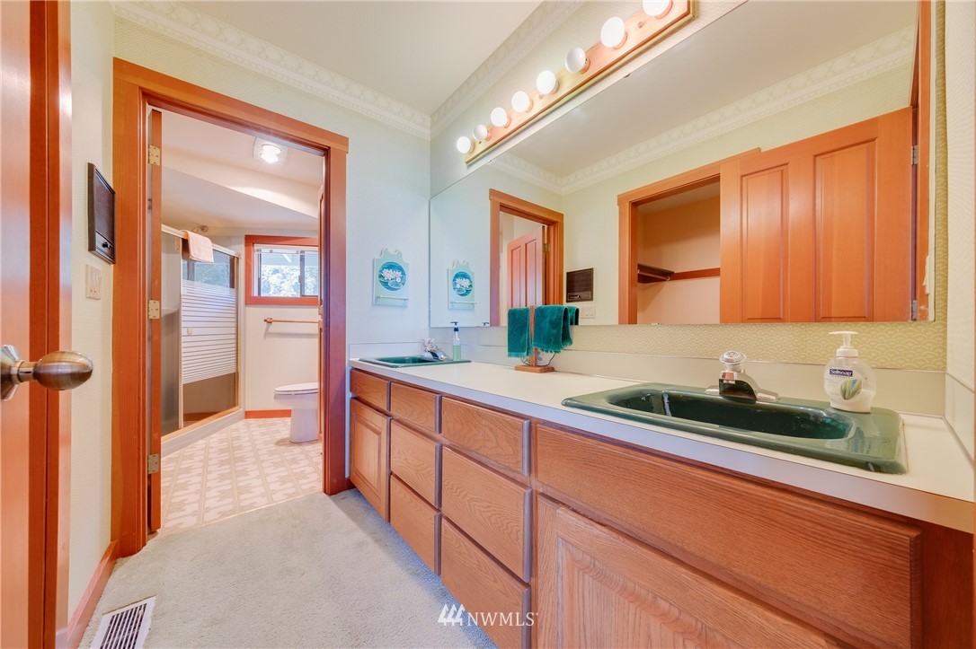 812 Stamford Road Southwest Lakebay, WA 98349 - Photo 17 of 25