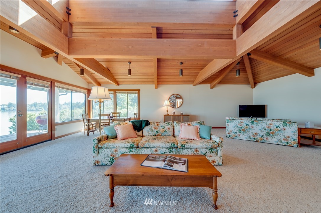 812 Stamford Road Southwest Lakebay, WA 98349 - Photo 8 of 25
