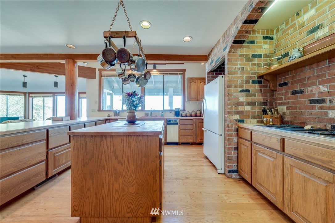 812 Stamford Road Southwest Lakebay, WA 98349 - Photo 9 of 25