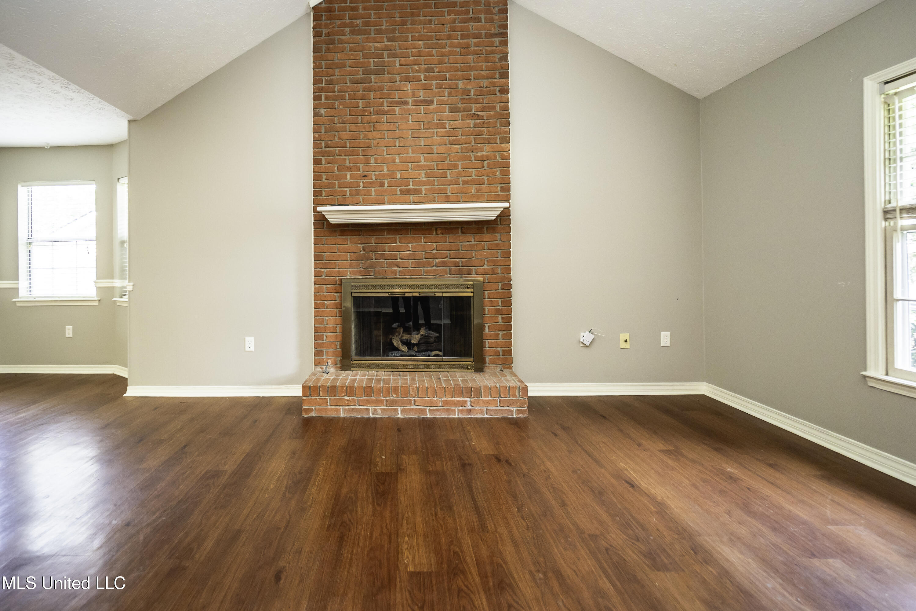 700 Baytree Drive Flowood, MS 39232 - Photo 8 of 26 P8270006