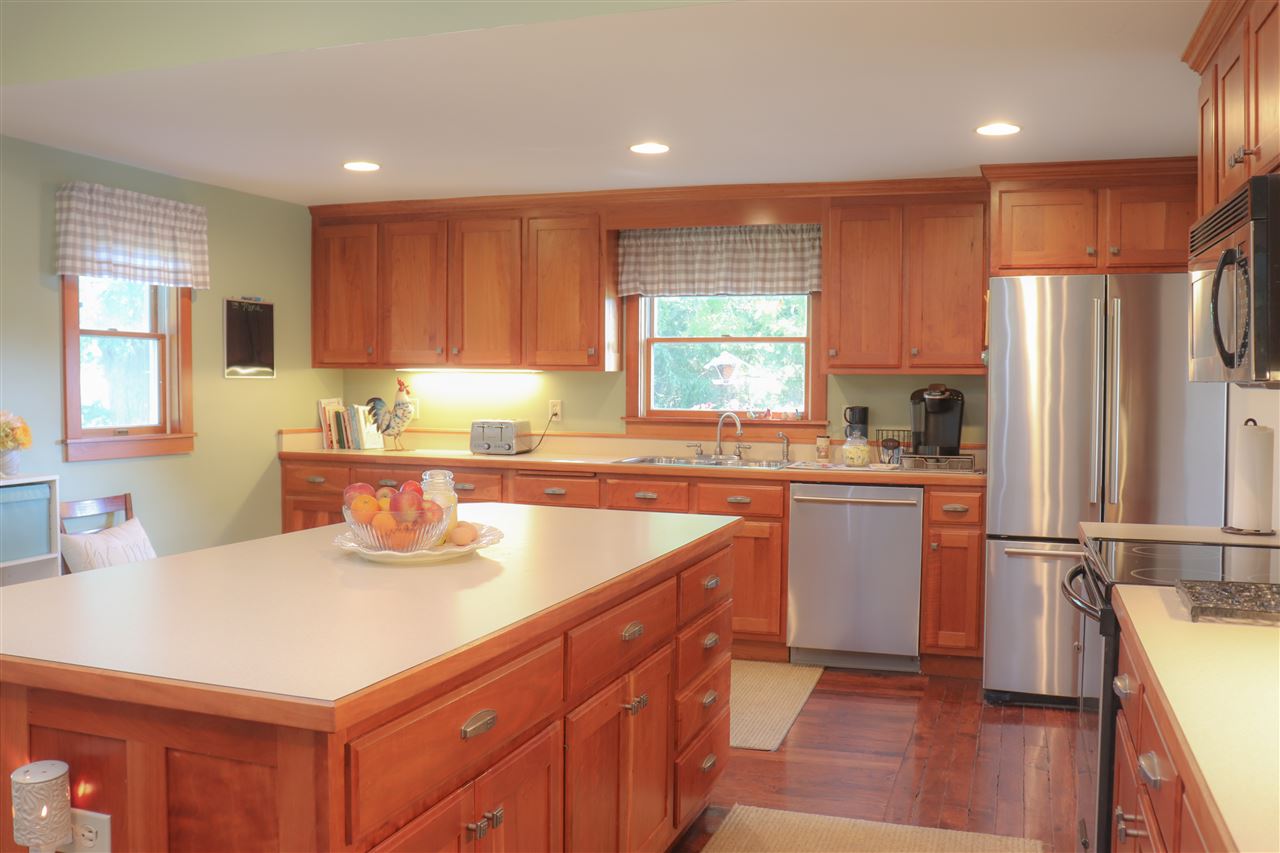 933 West Deerfield Road Mount Pleasant, MI 48858 - Photo 18 of 36 1878476-17.JPG
