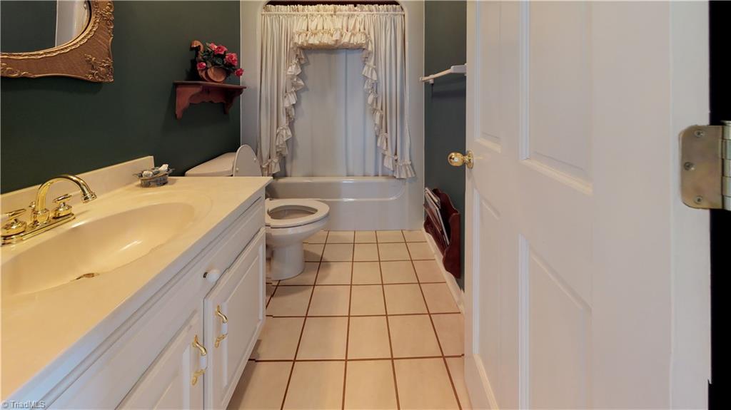 520 Millstone Road Woodlawn, VA 24381 - Photo 21 of 30 Gallery Image 21