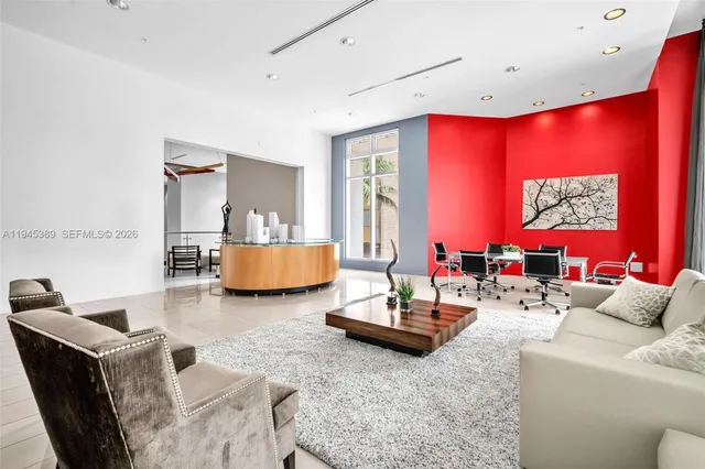 $3,500 | 300 South Biscayne Boulevard, Unit T2304, Miami, FL 33131