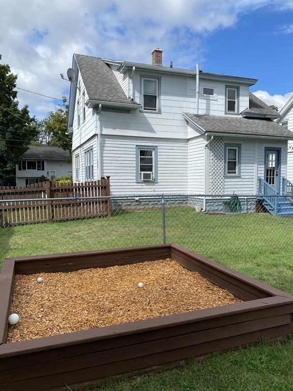 75 Manitoba Street Springfield, MA 01108 - Photo 4 of 29