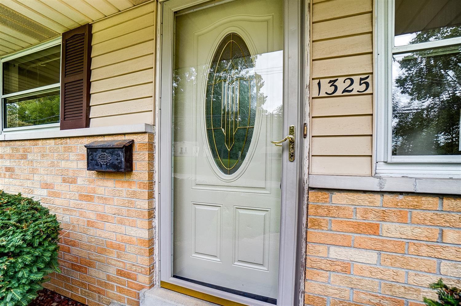 1325 Fuhrman Road Reading, OH 45215 - Photo 4 of 39 Gallery Image 4