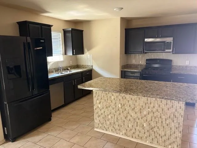 $2,000 | 21126 Kirkland Woods Drive, Houston, TX 77095